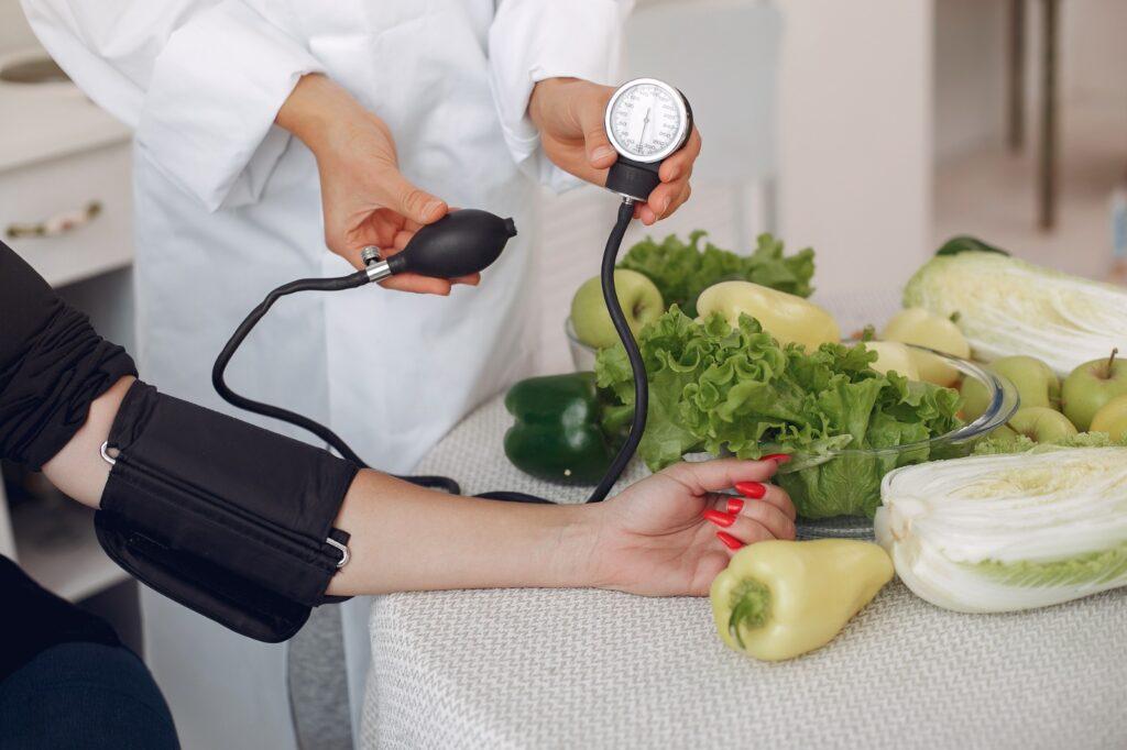 A Healthy Diet for Blood Pressure Care at Home